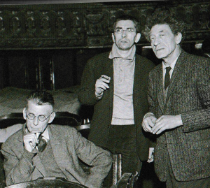 Samuel Beckett (mit Jean-Marie Serreau und Alberto Giacometti) bei Proben zu Warten auf Godot in Paris 1961